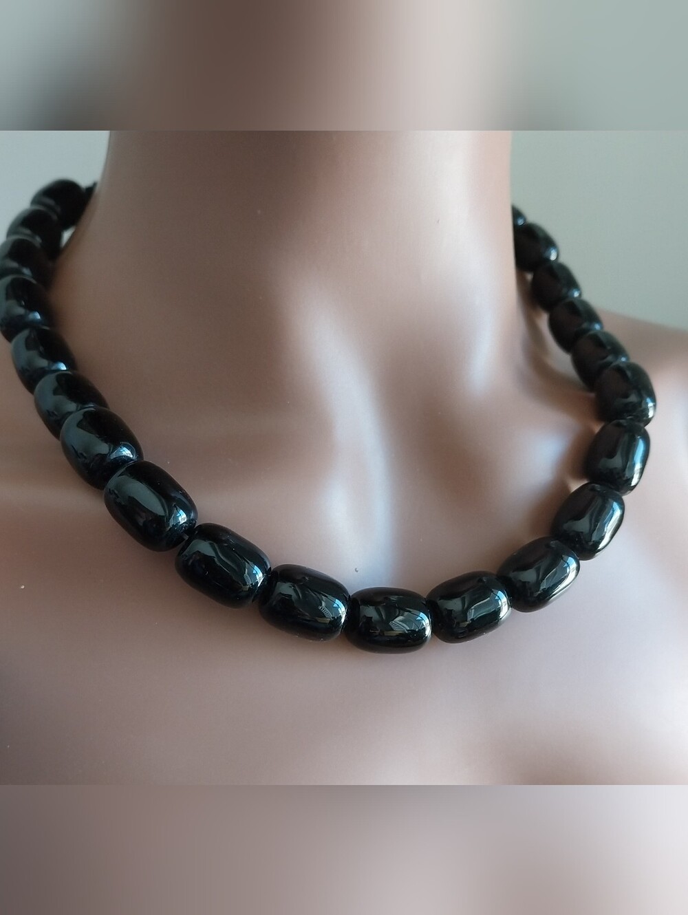 Vintage Gemstone Black Beaded Necklace - Elegant Women’s Jewelry